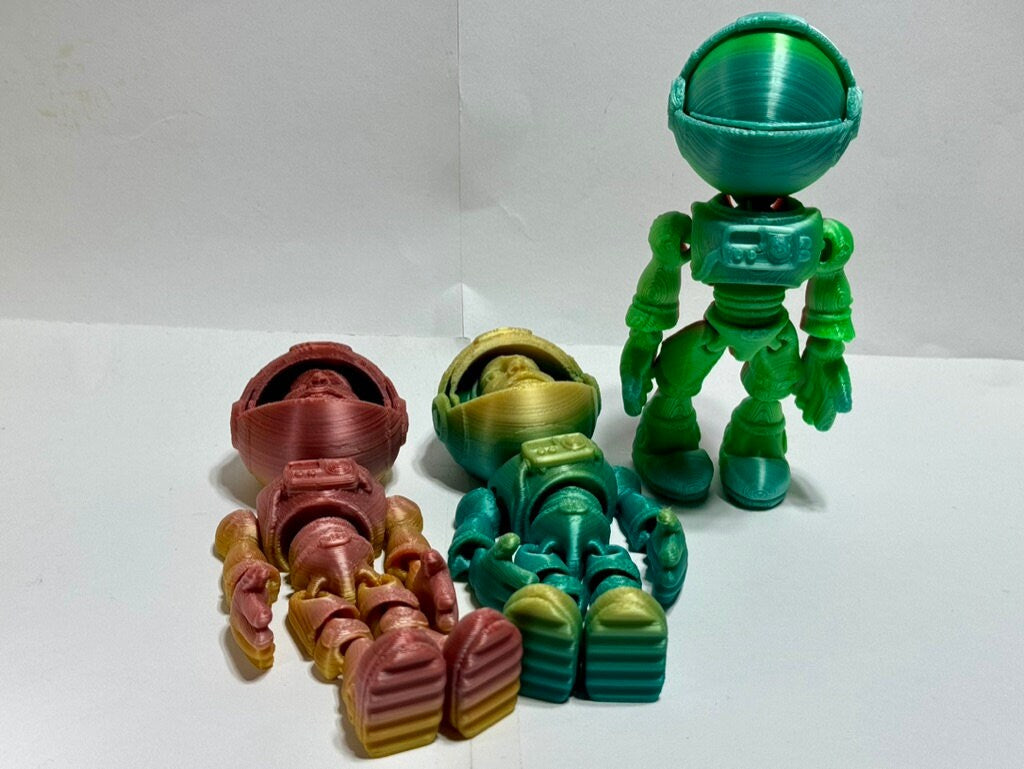 Flexible Articulated Astronaut