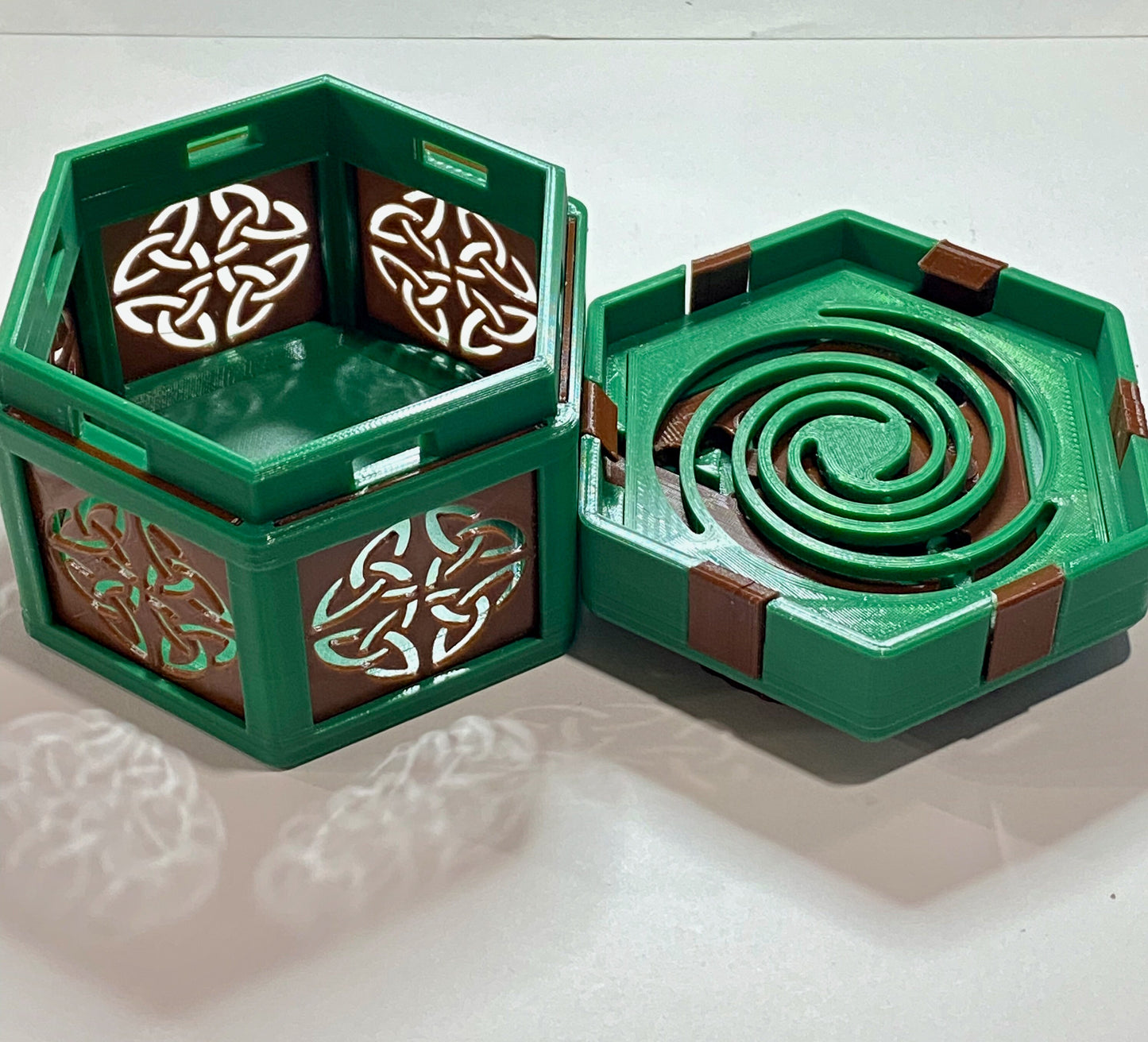 Twist Lock Trick Box - Art Deco top with open panel base